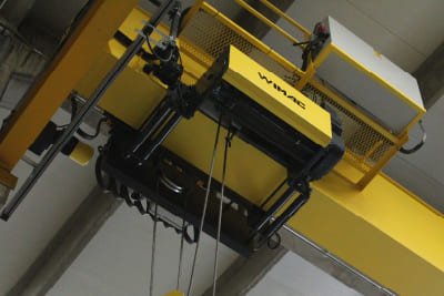 Высокопроизводительный мостовой кран для промышленных подъёмных решений